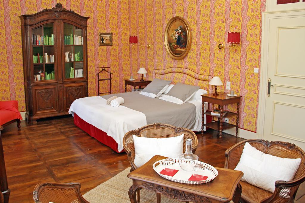 Bed and Breakfast Domaine Labattut à Saint-Astier  Chambre photo